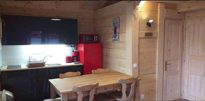 chalet équarris,fuste norvégien,chalet poteau poutre,fabricant chalet équarris,fabricant chalet poteaux poutre,fabricant chalet fuste, chalet fuste , prix chalet fuste, chalet en rondin ,fabricant chalet bois , photo chalet fuste , plan chalet fuste ,