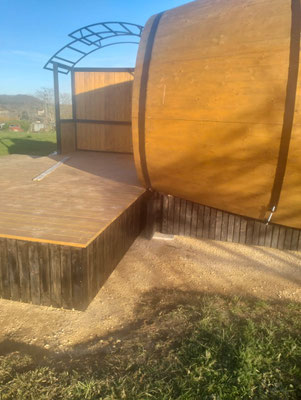 Hébergement tonneau à vin, hébergement viticole, séjour viticole , dormir dans un tonneau à vin, habitat insolite tonneau à vin , habitat insolite barrique, Habitat insolite foudre , fabricant tonneau insolite, fabricant foudre insolite , habitat insolite