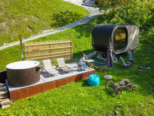 Hébergement insolite ,habitation iinsolite sans permis de construire ,habitat insolite à vendre,logement atypique,cabane insolite en kit,cabane insolite à vendre,hobitt cabane insolite ,logement insolite , gîte insolite , fabricant logement insolite.
