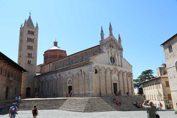 San Cerbone ist eine Kirche in der toskanischen Stadt Massa Marittima. Sie ist Kathedrale des Bistums Massa Marittima-Piombino und entstand in ihrer heutigen Form in zwei Bauphasen im 13. und zu Beginn des 14. Jahrhunderts.