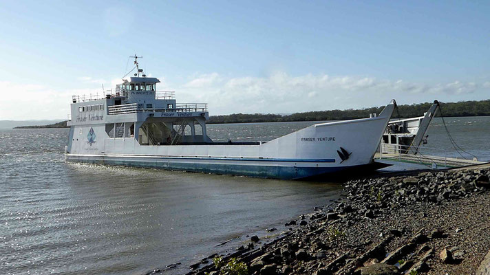 Fähre zur Überfahrt nach Fraser Island