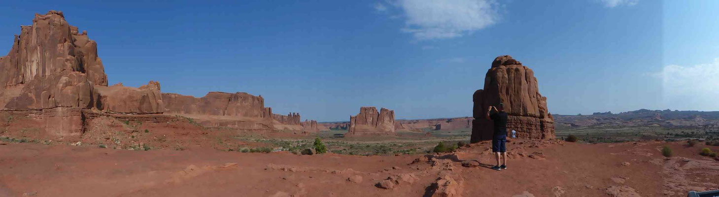 La Sal Mountains Viewpoint