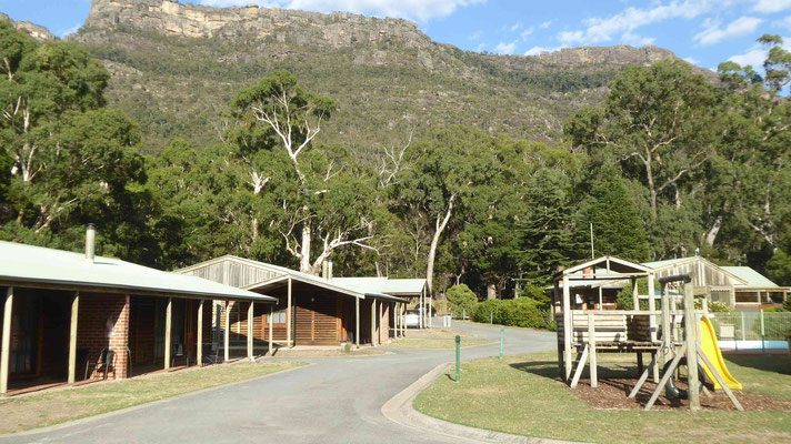 Halls Gap Log Cabins