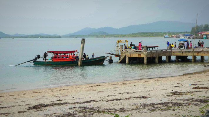 Fähre nach Koh Kho Khao