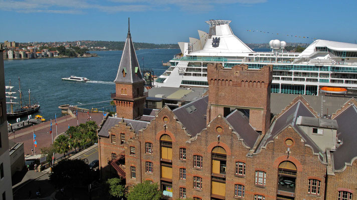 Ausblick von der Terrasse unseres Hotels