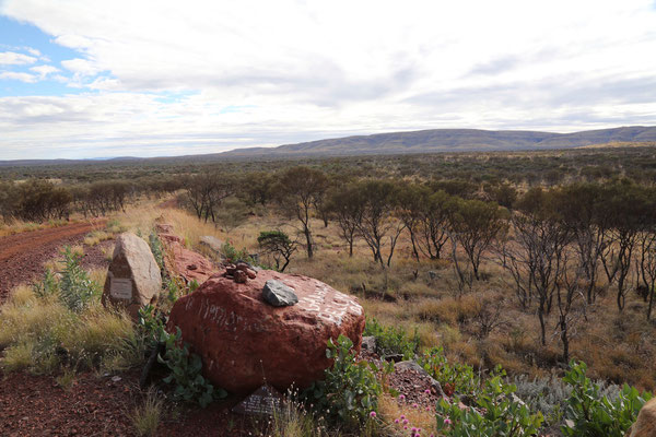 Mount Bruce (Marandoo View)