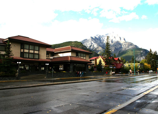 Hotel International in Banff