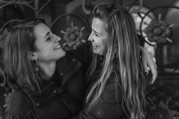 Familienfotografin Szilvia Rölke: Geschwisterfotos in Bad Nauheim.