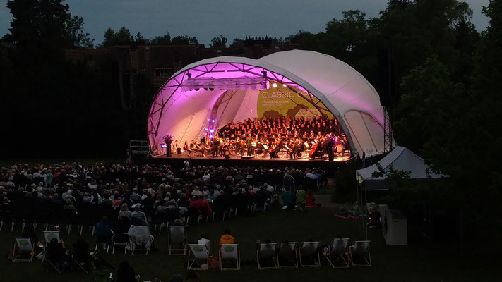 Orchesterkonzert, Open Air, Bühne mieten