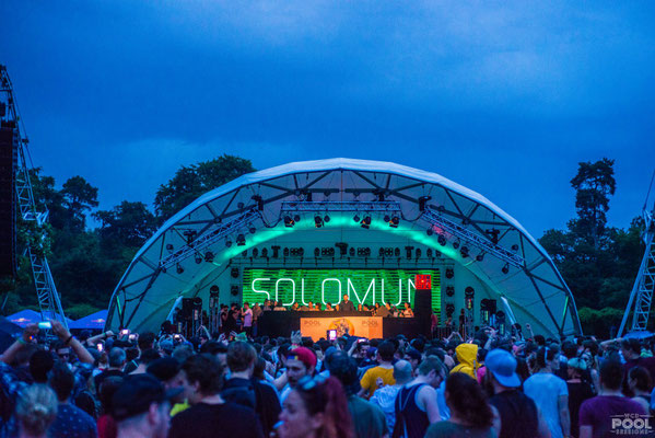 World Club Dome Bühne, Bühne mieten