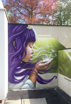 , Spray can on concrete, Mechelen, Belgium