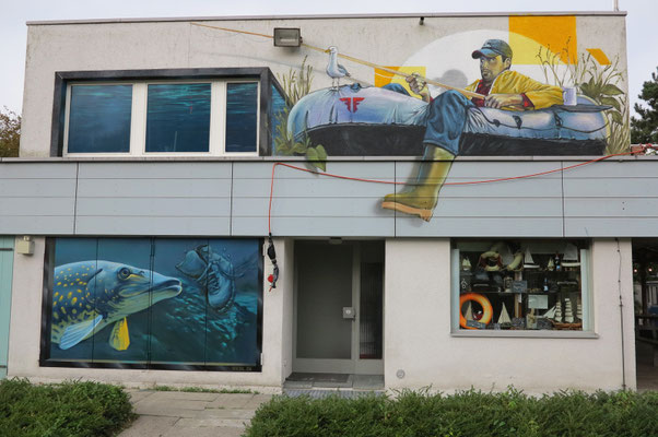 Mural Fisher, including print on window. Fischers Fritz Zurich