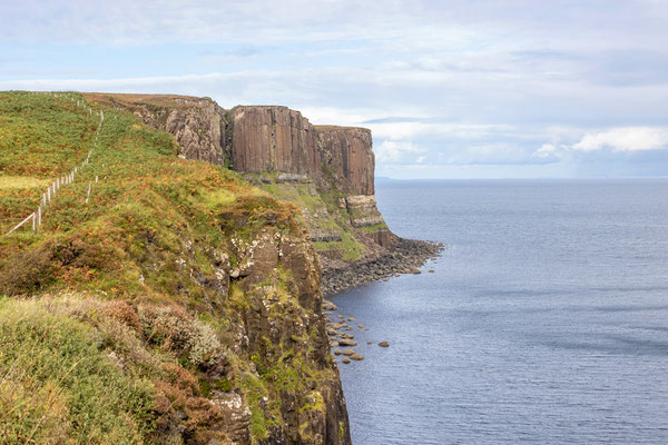 Küste von Quiraing auf der Isle of Skye