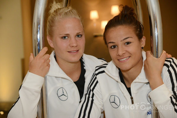 Lena Lotzen und Leonie Maier beim Fotoshooting im Hilton Hotel in München. © Karsten Lauer