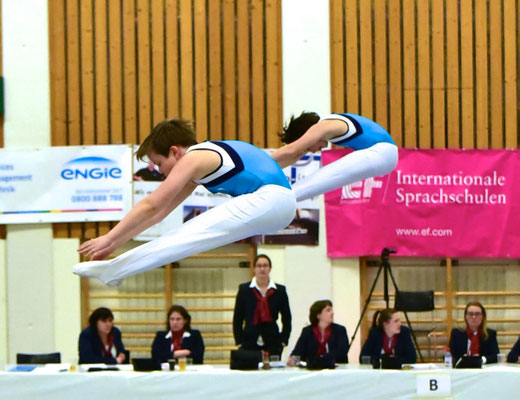 Luc Peruzzi et Zack Katz, synchrone U15