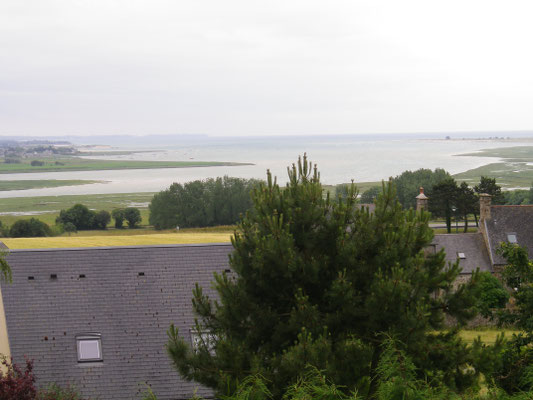 ramonage à tourville sur mer avec vue sur l'entrée de la sienne à marée haute