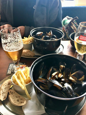 Stonehaven: Mittagessen im »The Ship Inn« 
