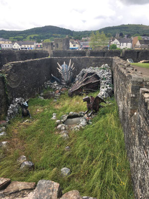 Caerphilly Castle: das Drachennest