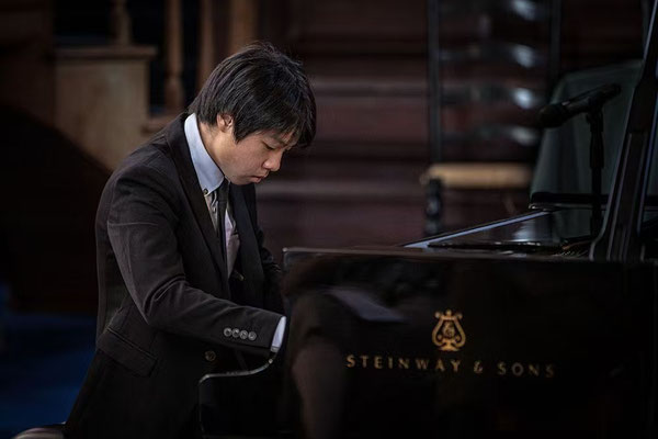 Ziwei Wang