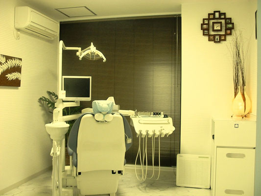 「予防歯科」専用個室です。歯のクリーニング、歯周病の予防や治療など主に歯科衛生士が使用いたします。