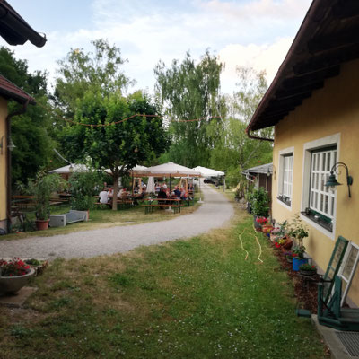 Gastgarten für ca. 220 Personen