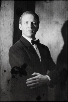 Tim Heck (Banquo, Malcolm, Porter, Fulton, Taxidermist, MIB: Victor Novak, Macbeth)