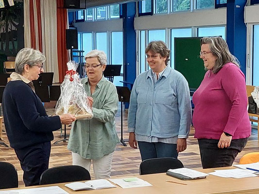 B. Schlag wird als 1. Vors. verabschiedet - Juni 2026