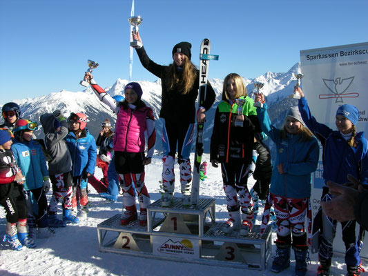 Tagessiegerin Schüler Hanna Hanser (WSV Hippach)