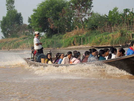 Wassertaxi am Inlesee