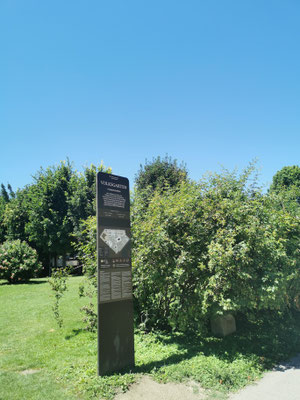 schild mit namen eines parks in wien