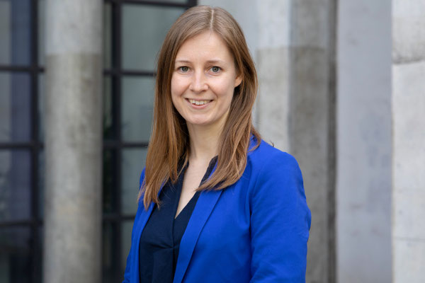 Group leader Jun.-Prof. Dr. Christina Lamers, Pharmacist