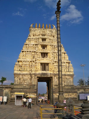 Gopuram Chennakesava Tempel, Belur