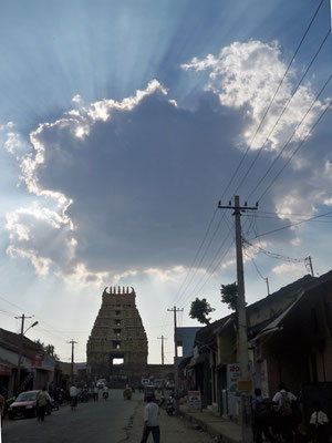 Gopuram Chennakesava Tempel, Belur