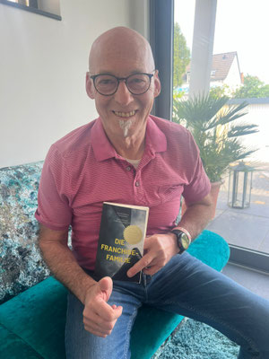 Volker natürlich mit «Die Franchise-Familie» © Privatbesitz 2024