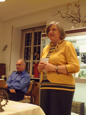 Einführung in die Ausstellung Frau Ferner