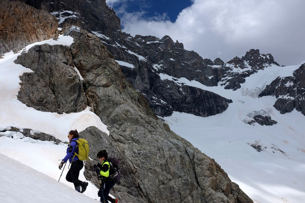 Le refuge est juste là haut petit dans la face !