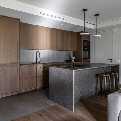Kitchen island from Dekton sintered stone