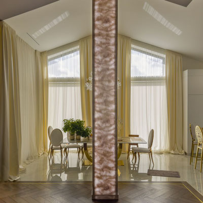 Decorative column from Staron Supreme Ocean View solid surface with installed LED lights / fabricator: Gforma