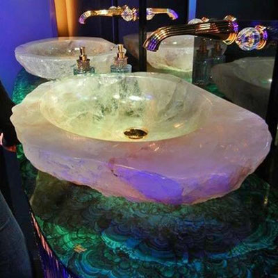 Luxuriuos bathroom vanity with transparent quartz sink 