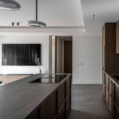 virtuvės sala iš presuoto akmens Dekton