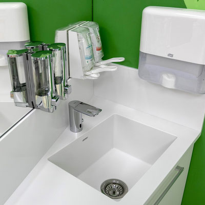 White laboratory sink from Corian