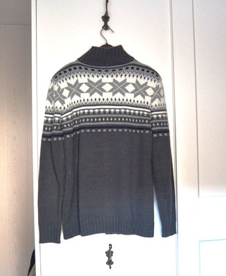 Strickjacke schwarz-beige-weiß-hellblau