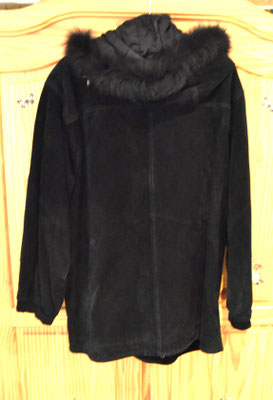 Wildlederjacke schwarz-bunt mit Kapuze