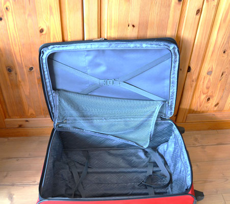 Koffer-Trolly mit Kosmetiktasche rot-schwarz