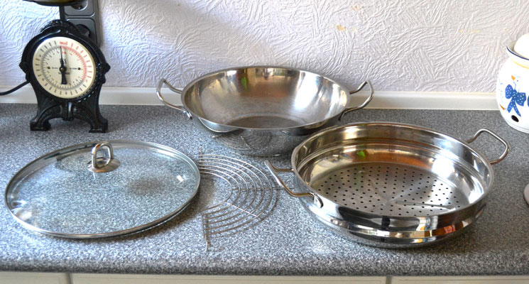Wok Pfanne Edelstahl mit Dünsteinsatz und Dünstrost