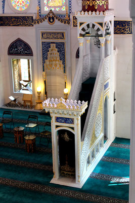 Minbar in der Sehitlik-Moschee. Foto: Helga Karl