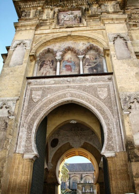 Puerta del Perdón de La Mezquita de Córdoba (Arte Mudéjar)