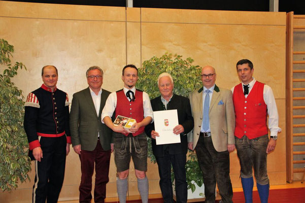 Landeskonzertwertung - Unser Kapellmeister Rony und Ehrenkapellmeister Sigi Schaber bei der Preisverleihung und Urkundenübergabe