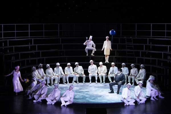Hazel Neighbour (Etherea), Erwin Belakowitsch (Zauberlicht), Anastasia Lerman (Wunderkind), Florian Stern (Matěj Brouček), Chor © Nurith Wagner-Strauss