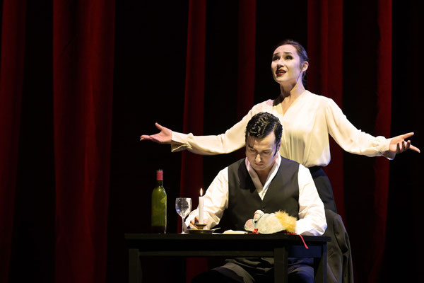 Ovidiu Purcel (Hoffmann), Maria Kataeva (Muse/ Nicklausse)